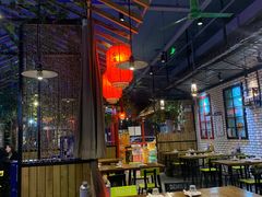 大堂-东直门小院烧烤(回龙观东大街店)