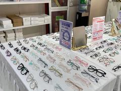 -零度眼镜·宝视友·蔡司依视路(吾悦花街店)