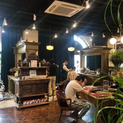 -TWOFACE 双面理发馆