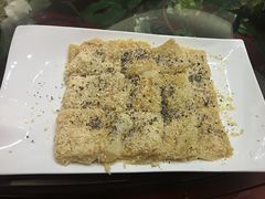 -滨湖大厦中餐厅(湖北省博物馆店)
