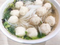 鱼丸米线-老滕家过桥米线(金鱼胡同店)