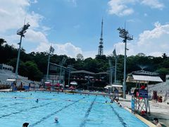 -越秀山游泳场