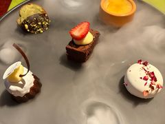 -青岛香格里拉·鱼跃地中海西餐厅