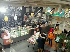 -LINE FRIENDS Garosu-gil Flagship Store