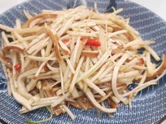 白水芹炒豆腐丝-小实惠嘉(威海路店)