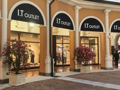 -佛罗伦萨小镇广佛名品奥特莱斯(疏港路店)