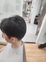 -首脑美发沙龙