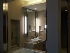 -南阳建业森林半岛假日酒店