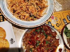 -喝丢一只鞋海鲜烧烤·海肠捞饭(东关街店)