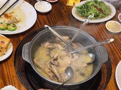 -侠成水上农庄(工业大道店)