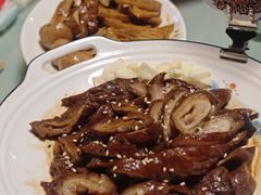 -老鼎万春卤菜(五代传承创始老店)