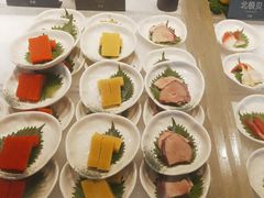 -雍容荟帝王蟹活龙虾展台自助(IFS黑金店)
