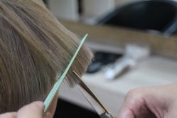 点击看大图 -A HAIR SALON