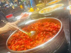 -四海一家自助餐(益田假日广场店)