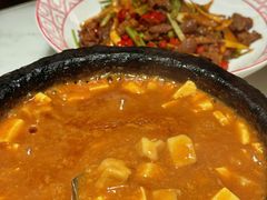 石锅油渣香芋豆腐-径山十八道·风味民间菜(杭州总店)