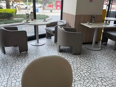 -必胜客(大坪英利店)