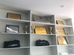 -英派斯健身旗舰店(海信国际中心馆)
