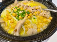 耙豌豆肥肠汤-川香楼酒家