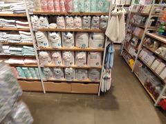 -名创优品(光耀东方购物中心店)
