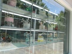 面包甜点陈列柜-你好独角兽·蛋糕甜品
