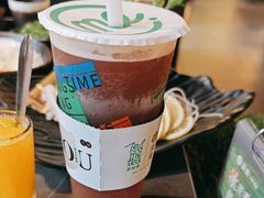 -湊湊火锅·茶憩(杭州湖滨银泰in77店)