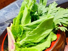 野生菌汤锅-菌之家·专业纯野生菌火锅·特色炒菌