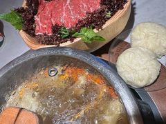 -芸山季·云南山珍菌火锅(人民广场来福士店)