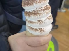 -DQ·蛋糕·冰淇淋(湖景东路店)