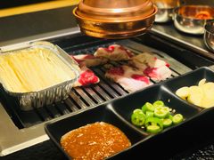 -臻牛烤肉