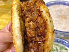 牛肉烧饼（多肉）-穆得·老周家牛肉烧饼(普利街店)