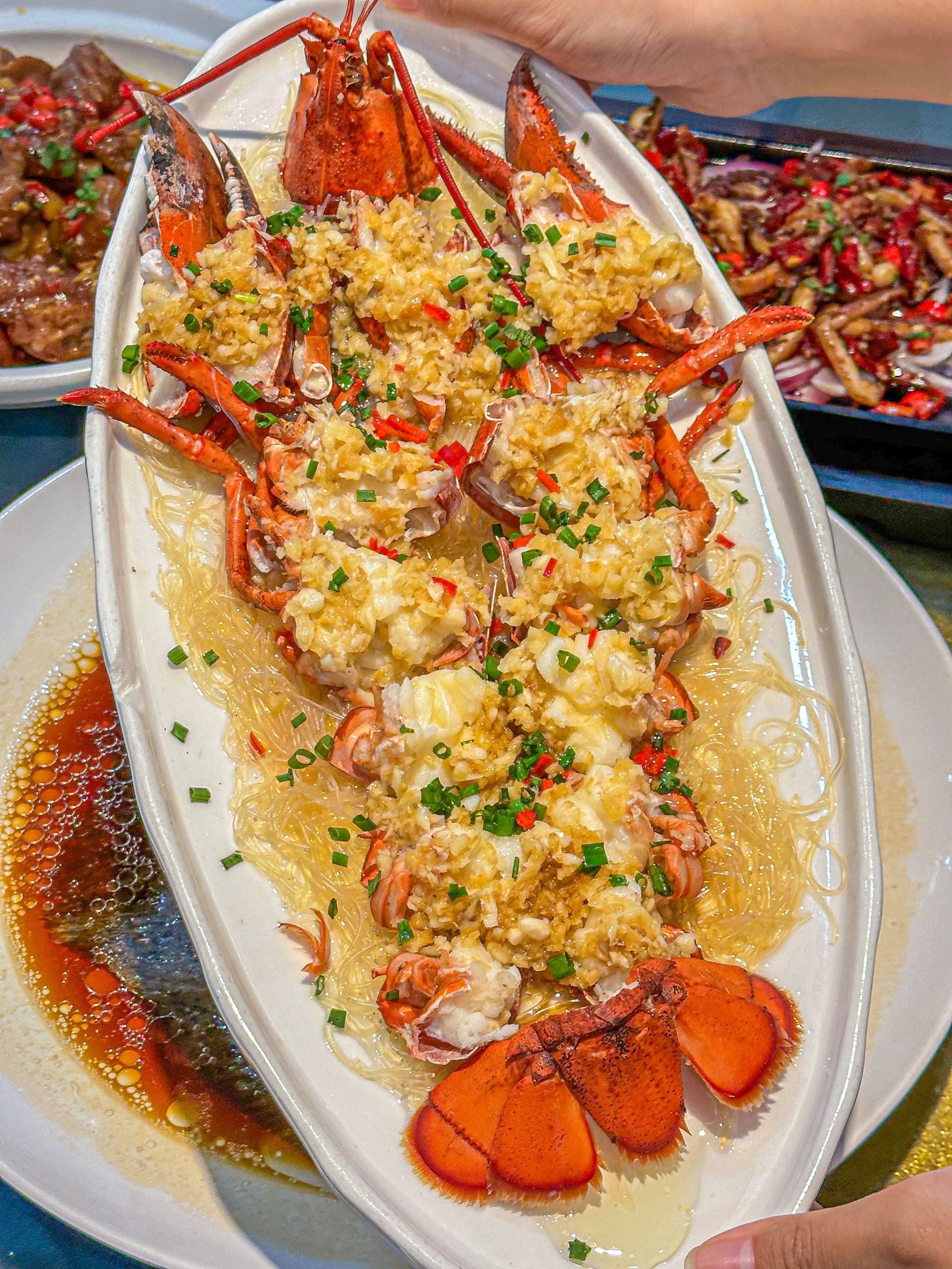 不是吧?高桥这家店人均70➕吃波龙?