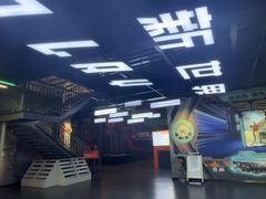 -极限PLAY运动娱乐新世界·团建派对表演休闲馆·室内高空游乐园