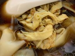 -笑来喜馄饨小笼工坊店(湖滨街店)