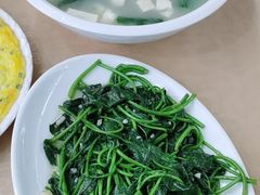 -红月湾海鲜饭店•沙滩海景(双月湾店)