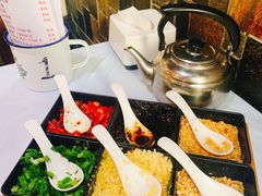 -鲜入围煮花胶鸡海鲜火锅