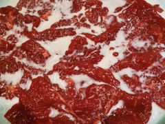 鲜奶捞牛肉-沸炉重庆老火锅(军事博物馆店)