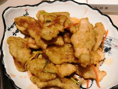 -老码头黑皮肘子锅包肉(赣水路店)