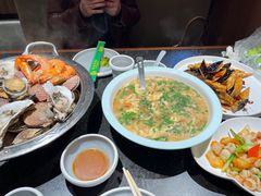 -五谷丰登农家院·地道胶东菜·海鲜烧烤(威海店)