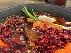 -黄潇洒老火锅(九眼桥宏济巷店)