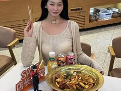 -醉人椒麻辣香锅(王府井喜悦店)