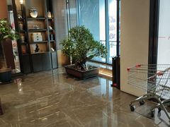 -凤凰园烤鸭店·唐山菜·传承花椒肉(老唐丰路店)
