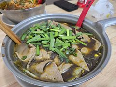 -铁锅哥米线