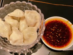 -涨巢·潮玩水疗局