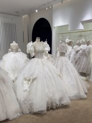 -派丽莫Pellimo原创设计婚纱品牌