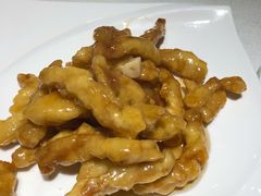 糖醋里脊-闫府私房菜·百年鲁菜(恒隆店)