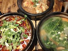 -有红鸡毛店·砂锅菜(抚琴夜市店)