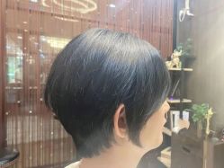 -首脑美发沙龙