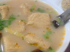 -清真八大碗(G6辅路店)