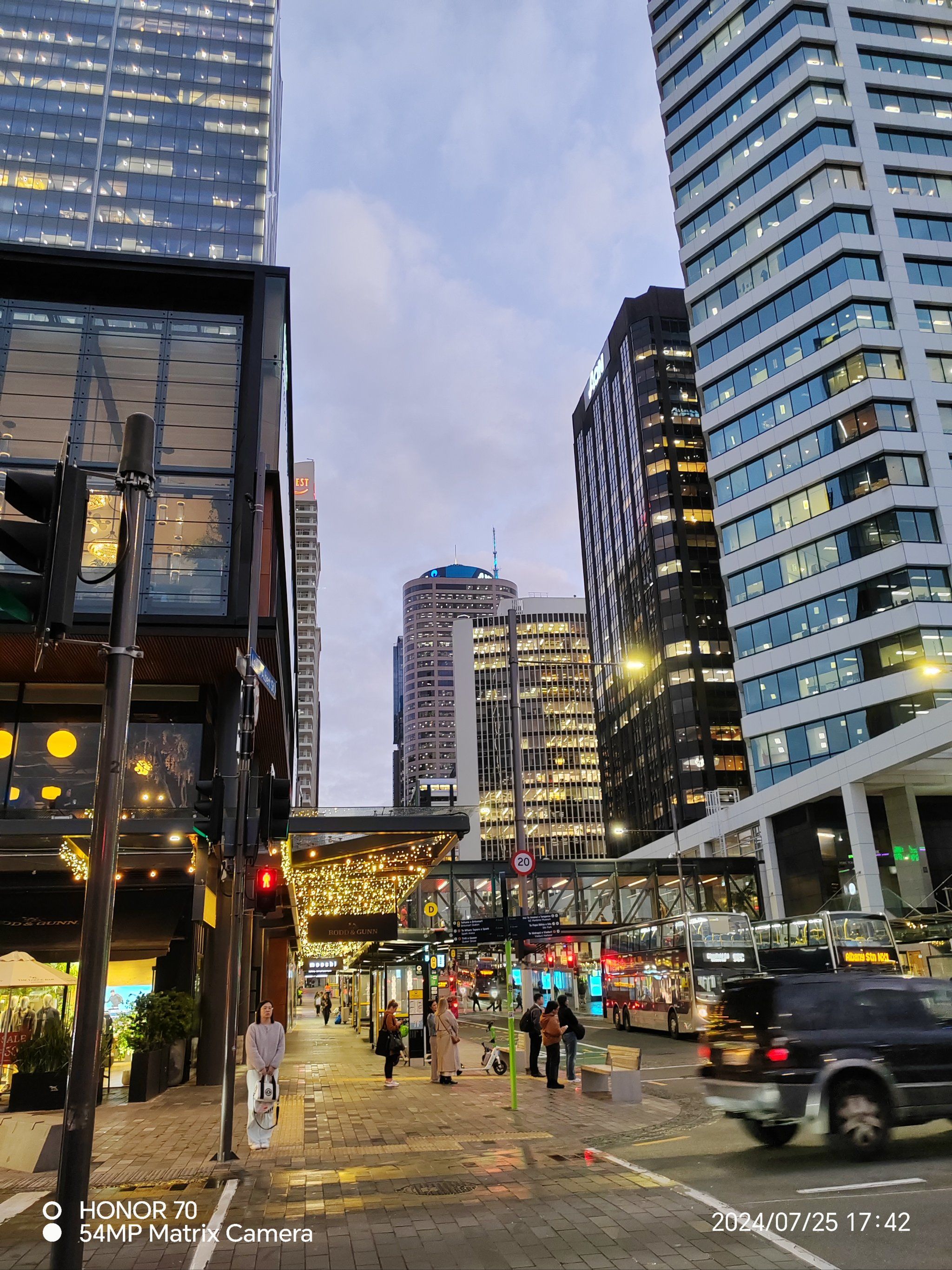 奥克兰市区购物,至少保证真货