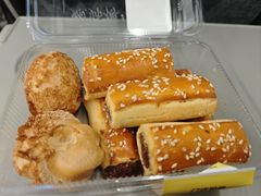 -鲍师傅糕点(江苏路店)